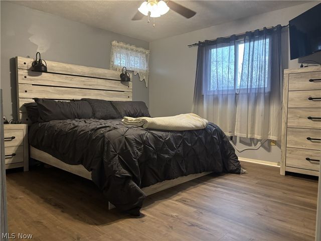 236 Northfield Drive, Elyria, OH 44035