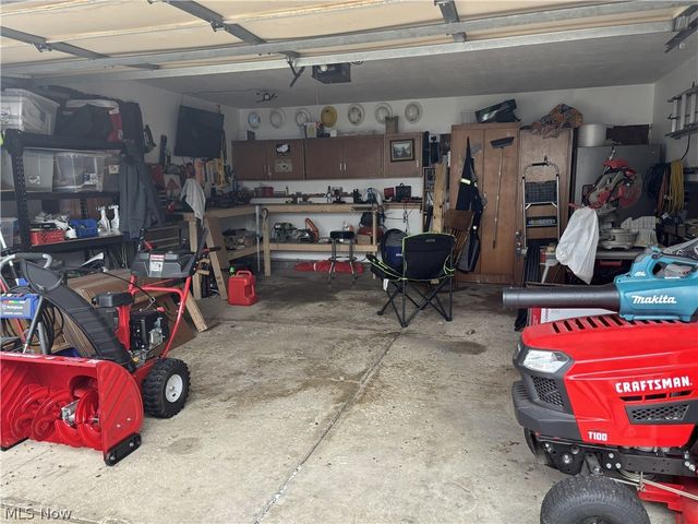 236 Northfield Drive, Elyria, OH 44035