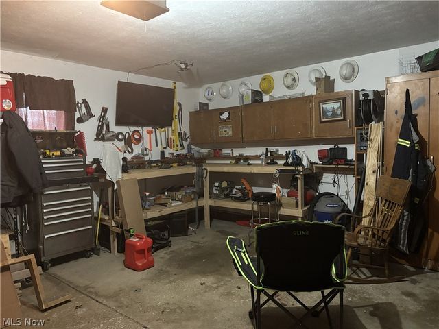 236 Northfield Drive, Elyria, OH 44035