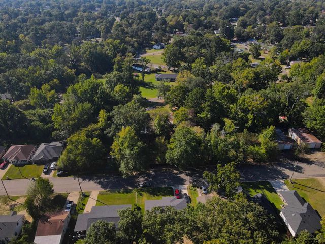 1605 E 8th, Mt Pleasant, TX 75455