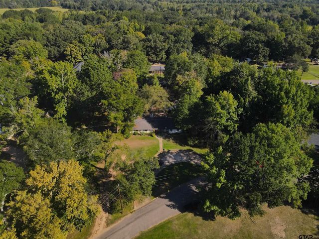 1605 E 8th, Mt Pleasant, TX 75455