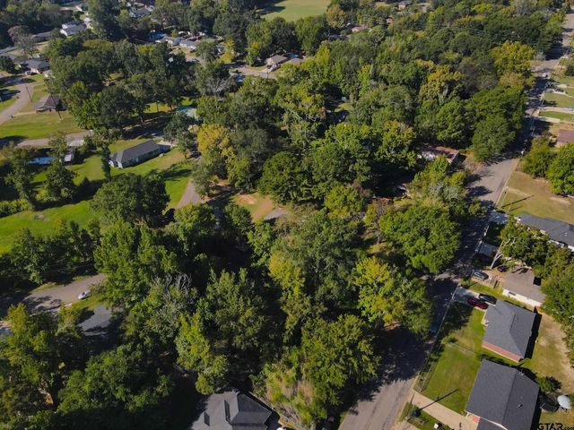 1605 E 8th, Mt Pleasant, TX 75455