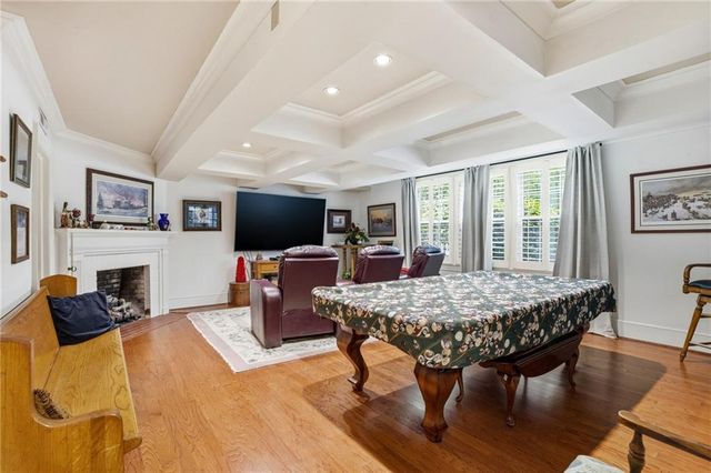 691 Dixon Drive, Gainesville, GA 30501