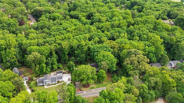 691 Dixon Drive, Gainesville, GA 30501