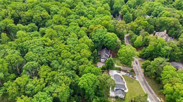 691 Dixon Drive, Gainesville, GA 30501