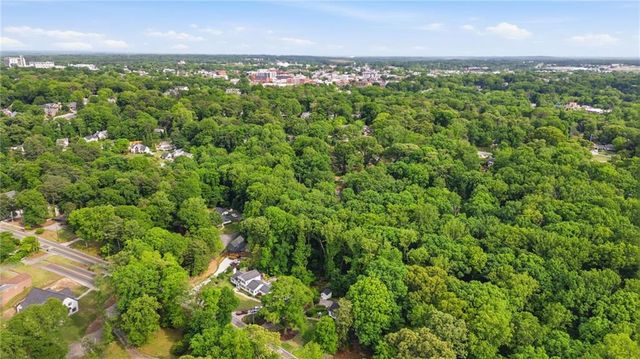 691 Dixon Drive, Gainesville, GA 30501
