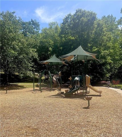 691 Dixon Drive, Gainesville, GA 30501
