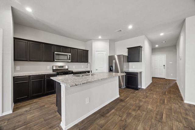 40463 Garden Heights Lane, Magnolia, TX 77354