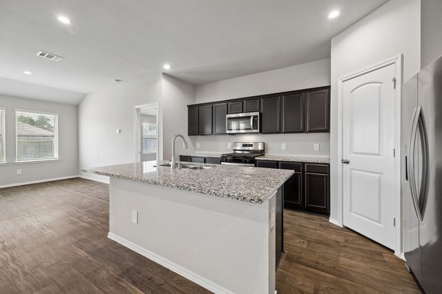 40463 Garden Heights Lane, Magnolia, TX 77354