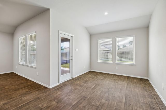 40463 Garden Heights Lane, Magnolia, TX 77354