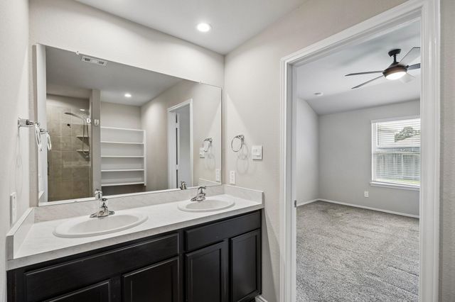 40463 Garden Heights Lane, Magnolia, TX 77354