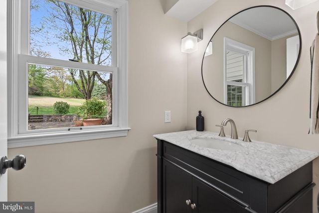 701 HALDANE DR, Kennett Square, PA 19348