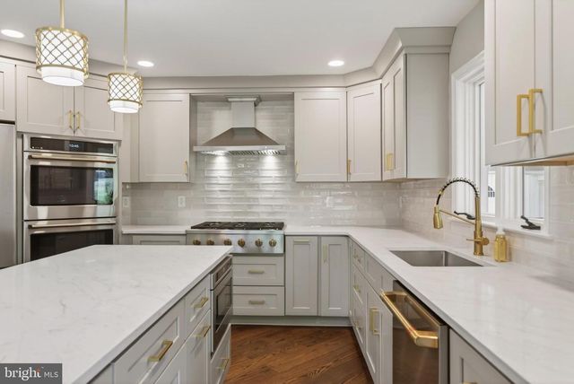 701 HALDANE DR, Kennett Square, PA 19348
