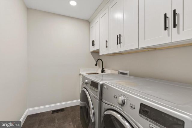 701 HALDANE DR, Kennett Square, PA 19348