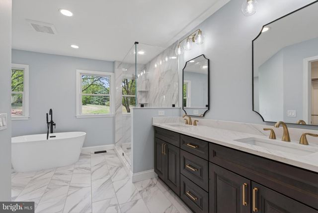 701 HALDANE DR, Kennett Square, PA 19348