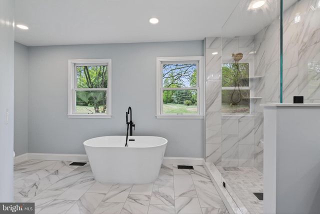 701 HALDANE DR, Kennett Square, PA 19348