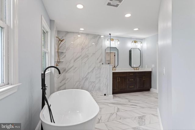 701 HALDANE DR, Kennett Square, PA 19348