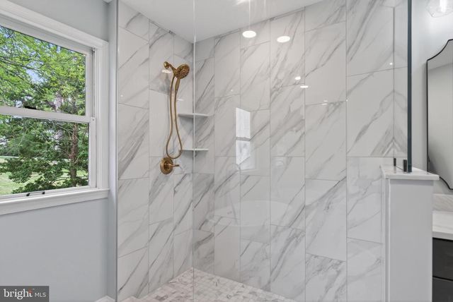 701 HALDANE DR, Kennett Square, PA 19348