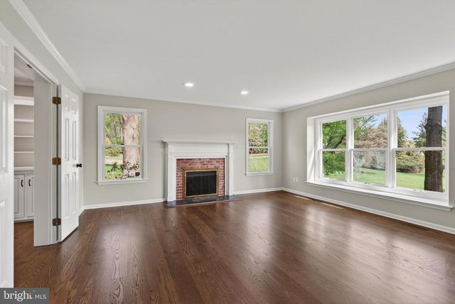 701 HALDANE DR, Kennett Square, PA 19348