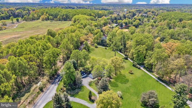 701 HALDANE DR, Kennett Square, PA 19348