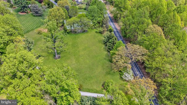 701 HALDANE DR, Kennett Square, PA 19348