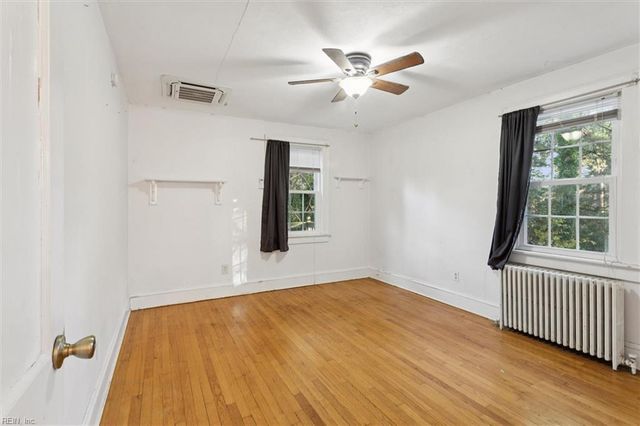 1521 W Little Creek BLVD, Norfolk, VA 23505