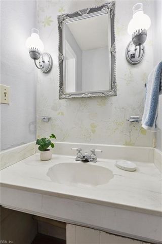 1521 W Little Creek BLVD, Norfolk, VA 23505