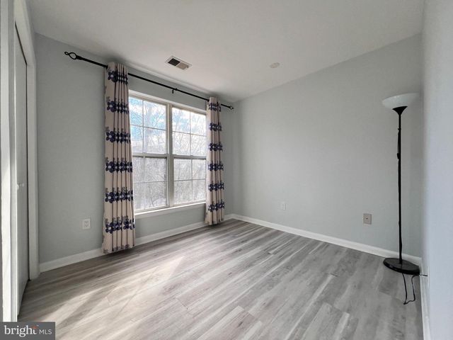 18089 ROYAL BONNET CIR, Gaithersburg, MD 20886