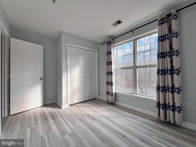 18089 ROYAL BONNET CIR, Gaithersburg, MD 20886