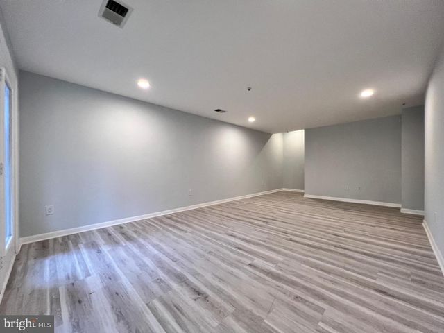 18089 ROYAL BONNET CIR, Gaithersburg, MD 20886