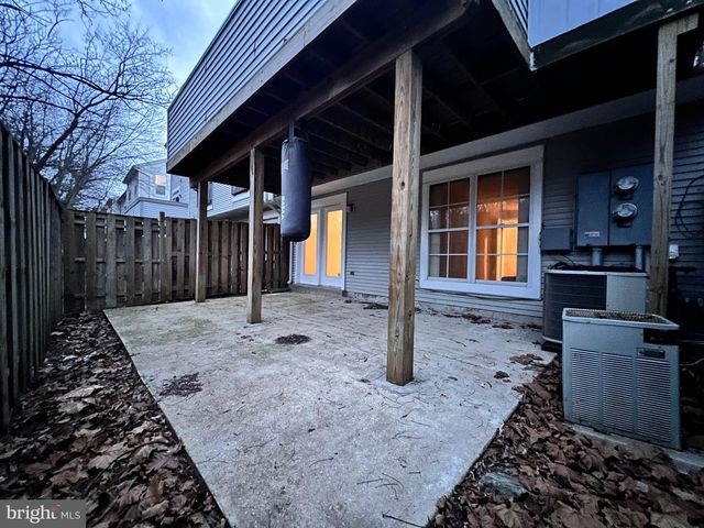 18089 ROYAL BONNET CIR, Gaithersburg, MD 20886