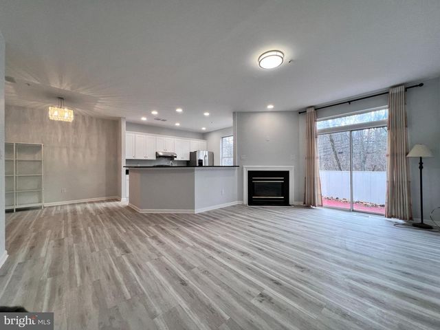 18089 ROYAL BONNET CIR, Gaithersburg, MD 20886