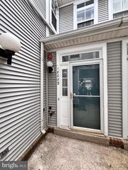 18089 ROYAL BONNET CIR, Gaithersburg, MD 20886