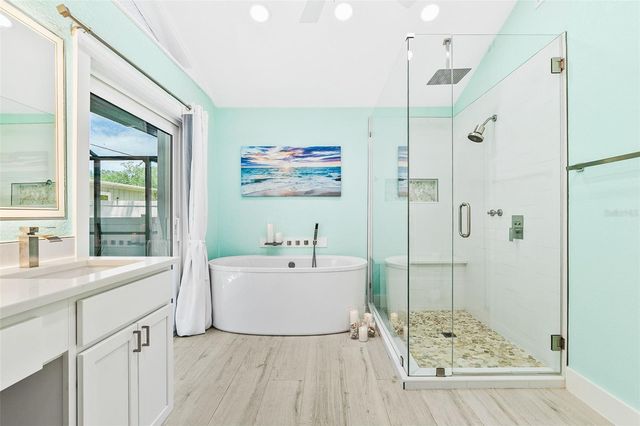 2215 HIBISCUS STREET, Sarasota, FL 34239