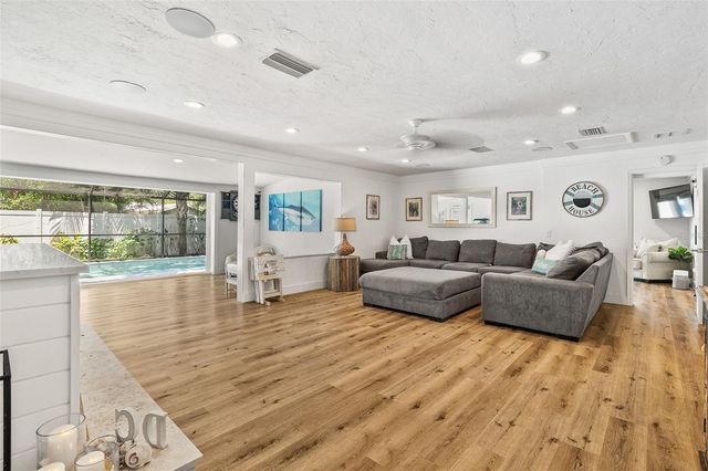 2215 HIBISCUS STREET, Sarasota, FL 34239