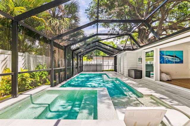 2215 HIBISCUS STREET, Sarasota, FL 34239