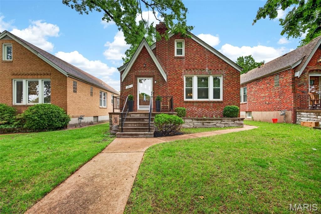 5811 Oleatha Avenue, St Louis, MO 63139