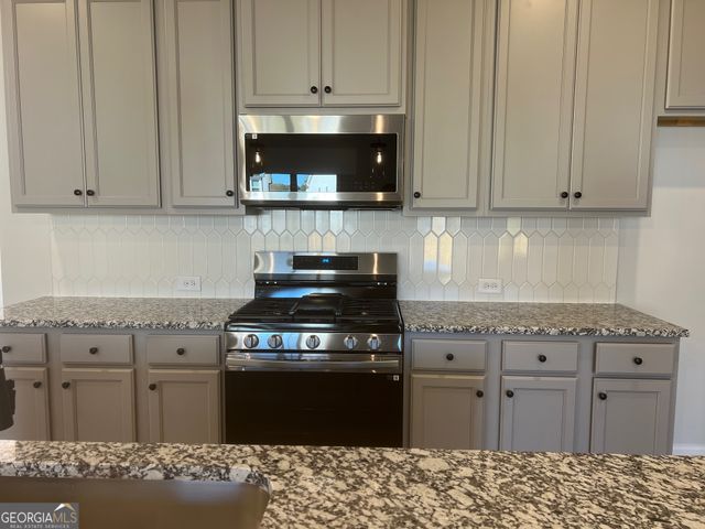 3517 Iron Hearth Bend 113A, Snellville, GA 30039