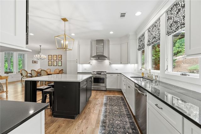 129 Burwood Court, Sunset, SC 29685