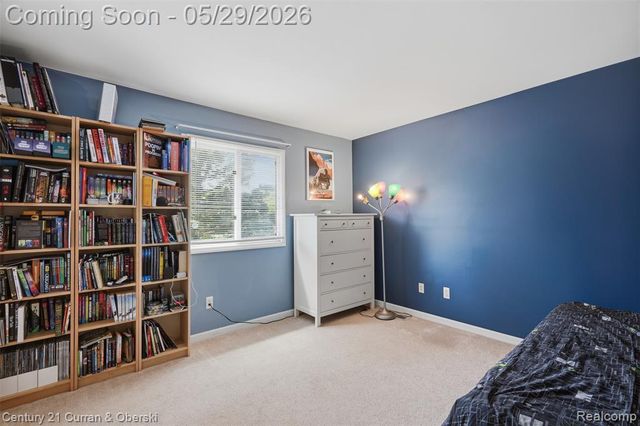 35975 King Edward Drive, Farmington Hills, MI 48331