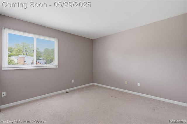 35975 King Edward Drive, Farmington Hills, MI 48331
