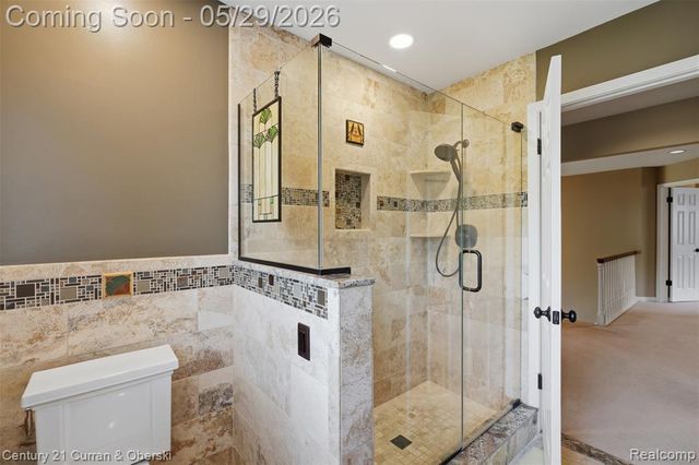 35975 King Edward Drive, Farmington Hills, MI 48331