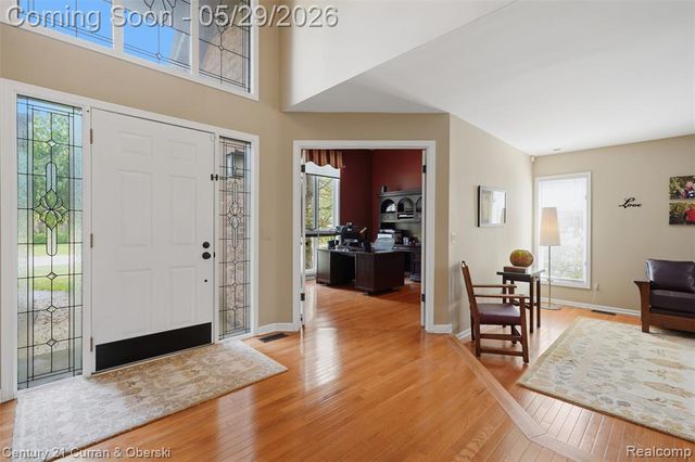 35975 King Edward Drive, Farmington Hills, MI 48331
