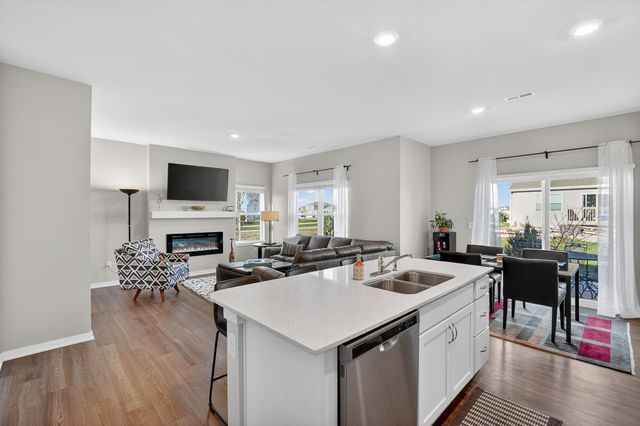 937 Maywood Lane, Waukee, IA 50263