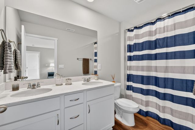 937 Maywood Lane, Waukee, IA 50263