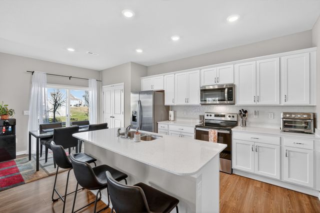 937 Maywood Lane, Waukee, IA 50263