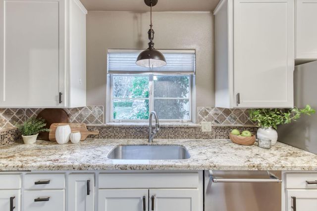 4687 N Wishon Avenue, Fresno, CA 93704