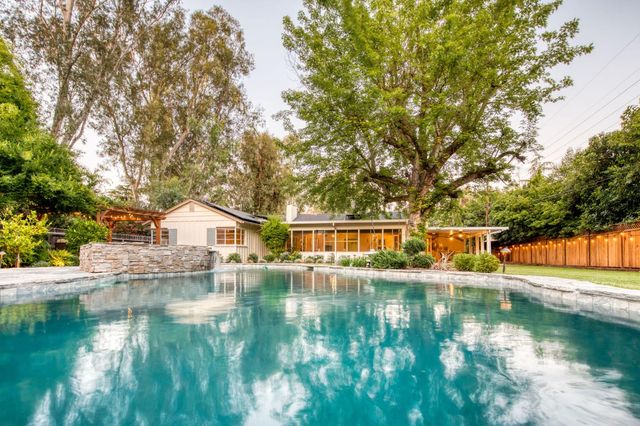 4687 N Wishon Avenue, Fresno, CA 93704