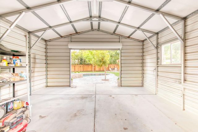 4687 N Wishon Avenue, Fresno, CA 93704