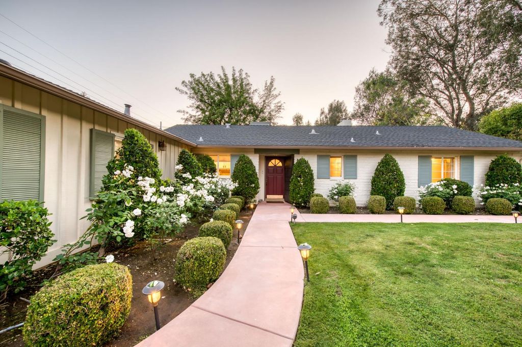 4687 N Wishon Avenue, Fresno, CA 93704